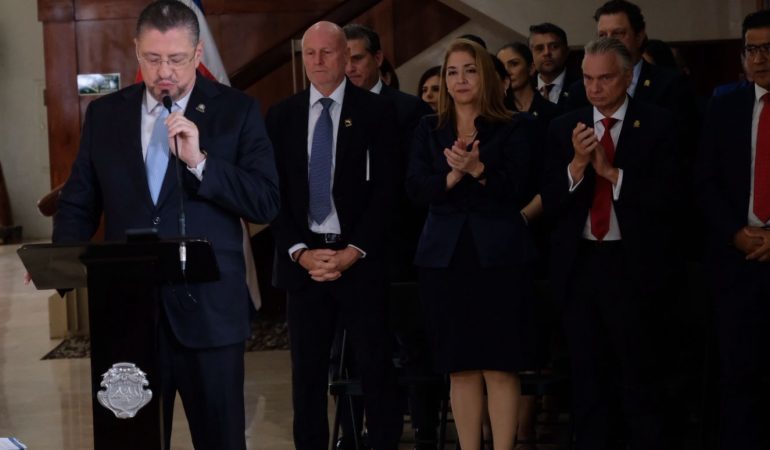 “Se renuncian a controlar”, “respeto” y “sin sorpresa”; Por lo tanto, los alternativos son adecuados para la ruta de salida de la jerarquía 7
– La nación
