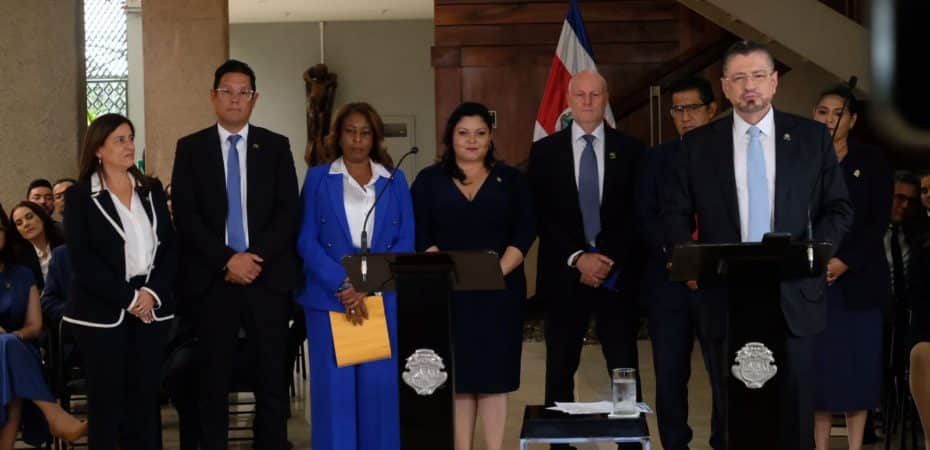 Vicepresidente y Tesoro, Planificación y Jerarquía de JPS entre las 7 jerarquías que dejan al gobierno

 – La nación