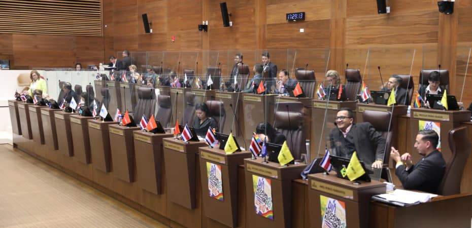 Los suplentes completan 14 discusiones rápidas de 4-3; Ahora 2,499 propuestas solo serán elegidas

 – La nación