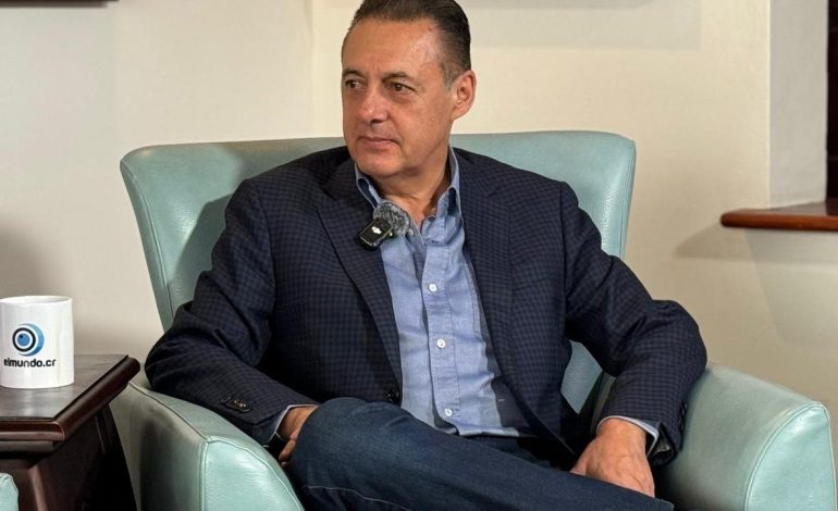 Álvarez desanti advierte que PLN es el riesgo grave de perder la deuda política
– La nación