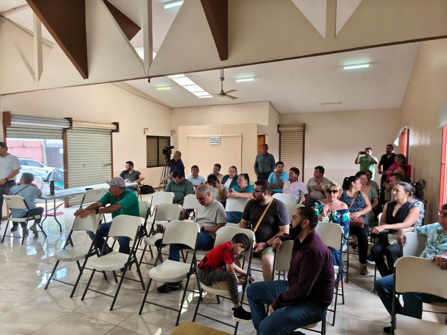 PLN nuevamente no logra celebrar una reunión cantonal de San Ramón

 – La nación