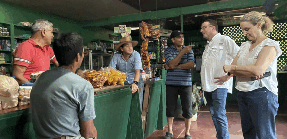 CR – Feinzaig escucha reclamos sobre regulación ambiental y servicios – La nación
