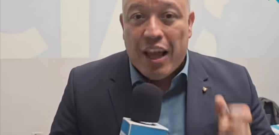 Los agentes llaman al ex ministro y ahora un candidato para el Vicepresidente para dar cuenta de las citas en Landsbankinn

 – La nación