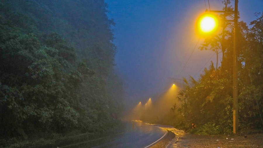 Ice Grupo Illumina primeros ocho kilómetros en la ruta 32

 – La nación