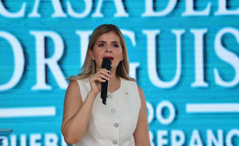 Laura Fernández arriba en las preferencias electorales de seis meses

 – La nación