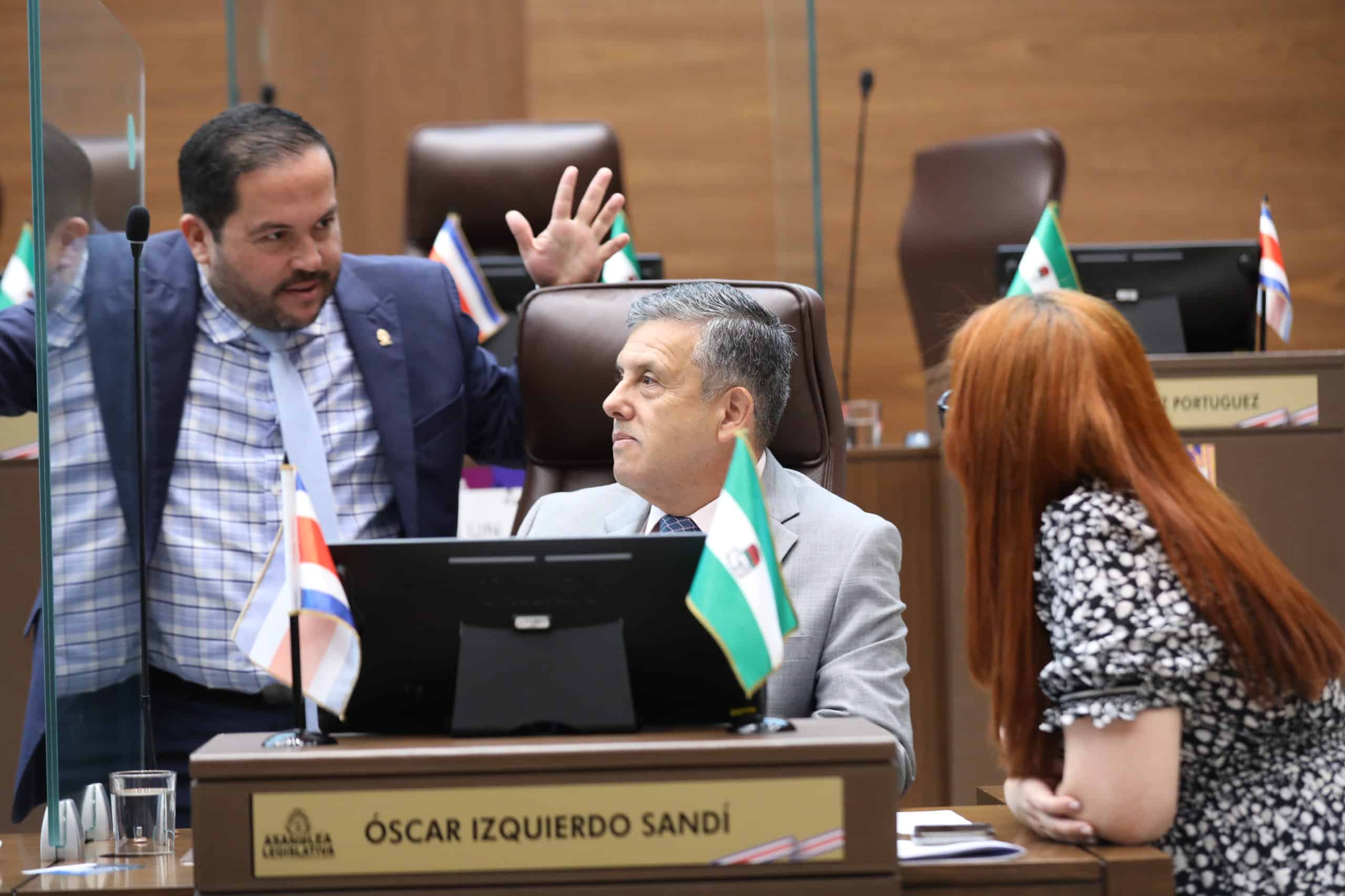 ¿Compromiso y consenso? Los suplentes esencialmente aprobarían dos propuestas para el proyecto de la conferencia 4-3

 – La nación
