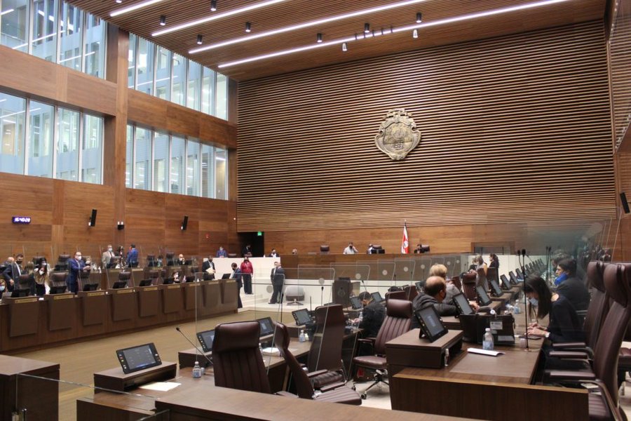 El controlador determina como inadmisible para financiar los costos de los alimentos de la reunión con recursos públicos

 – La nación