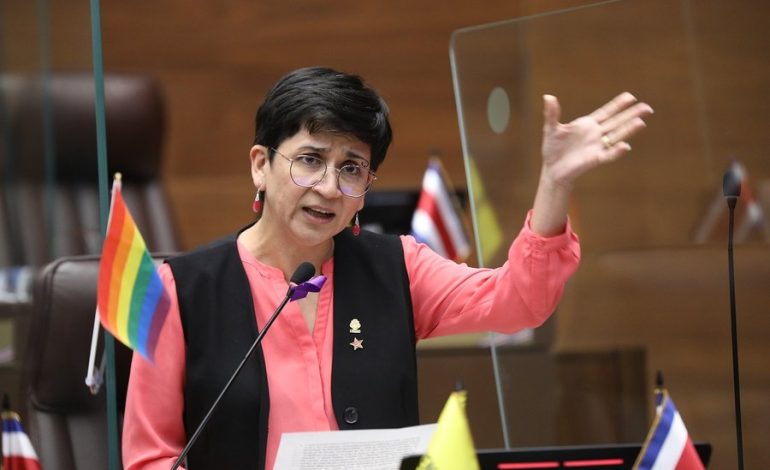Rocío Alfaro le pide al TSE que investigue el Consejo de Directores de ICE por ley de guerra política

 – La nación