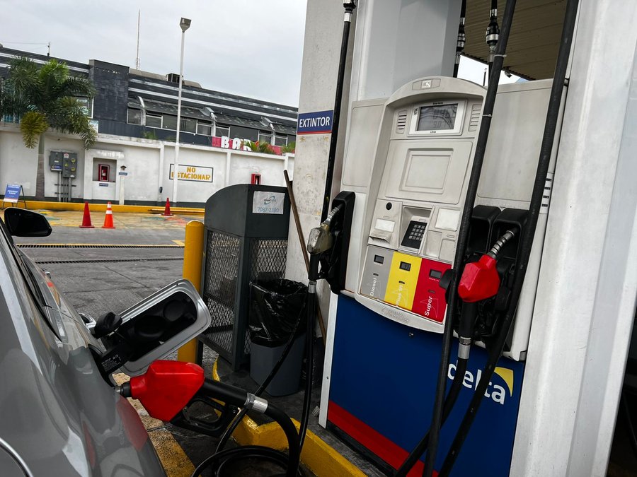 Aresep está trabajando en el precio del combustible

 – La nación