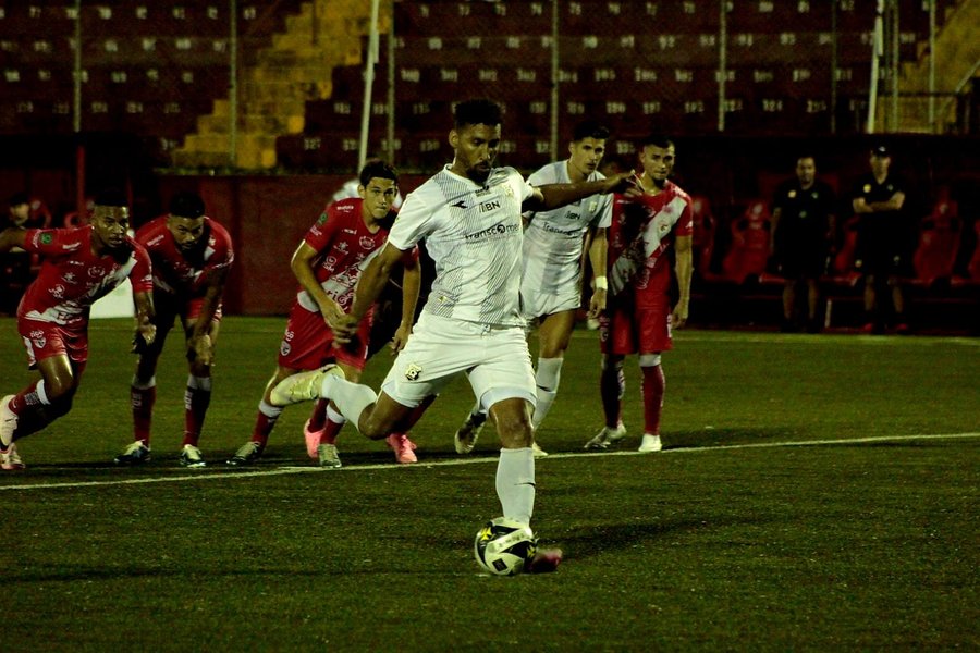 Jafet Soto deja entrever lo que tiene que hacer Marcel Hernández para ser renovado – La nación