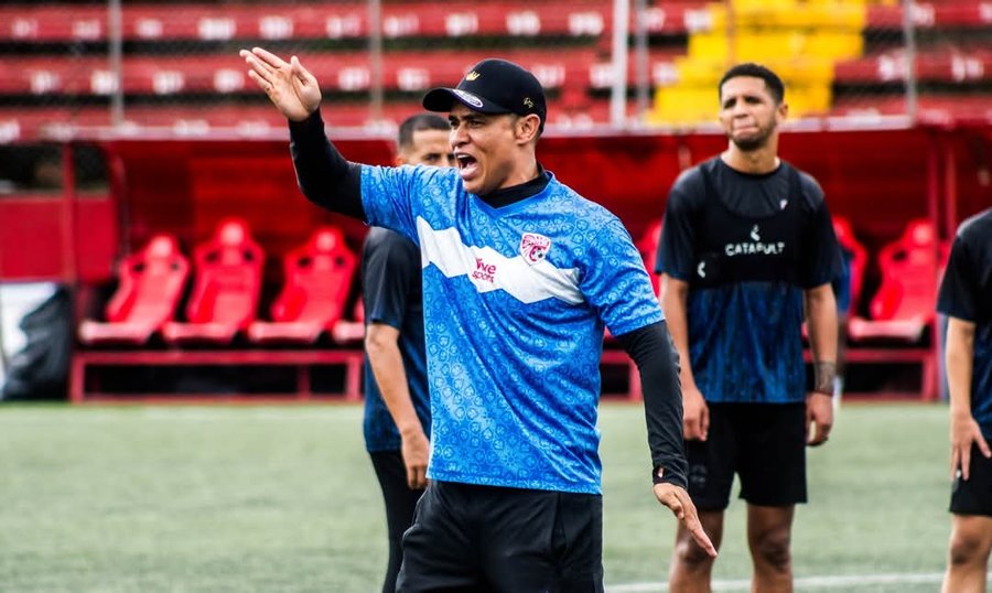 Wálter ‘Paté’ Centeno asume dirección técnica de equipo costarricense – La nación