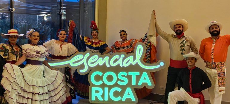 Folk Ballet Mi Linda Costa Rica es una marca clave de embajador Costa Rica
– La nación
