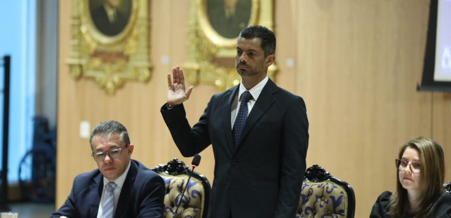 Comisión rechaza sesionar en privado sobre inmunidad de Chaves – La nación