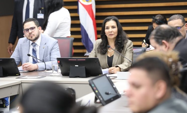 Dinero antes del comienzo de la construcción de Megacárcel y reduce la cantidad de becas y diputados de alarma de jubilación

 – La nación
