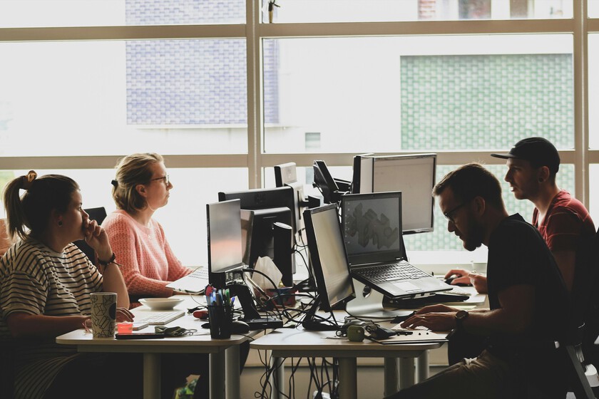 Todos dicen un futuro diferente y parece que todos sean

 – La nación