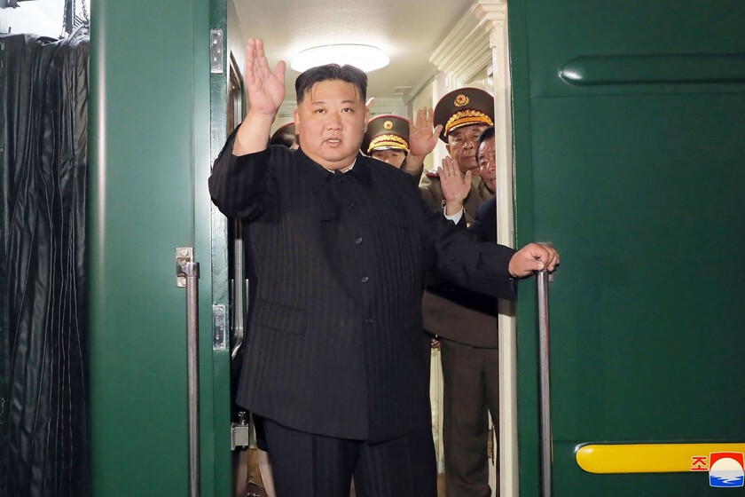 El último que llegó al desfile de China fue Kim Jong Un. Porque los líderes no vuelan en Corea del Norte, pero viajan blindados

 – La nación