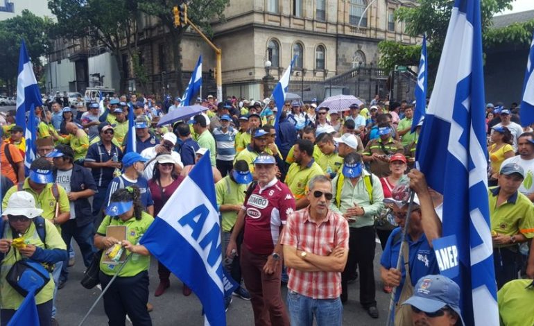 Directrices de ANEP: dientes de la afa que limita el acceso a la medicina a los pacientes sin seguro
– La nación