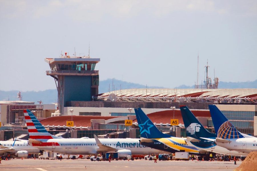 Unión de controladores responsable de la aviación civil para el eclipse de aire en Costa Rica

 – La nación