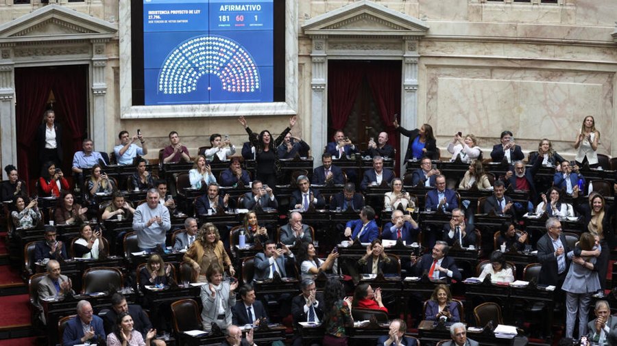 Los delegados rechazan el veto de dos leyes de financiación pública

 – La nación