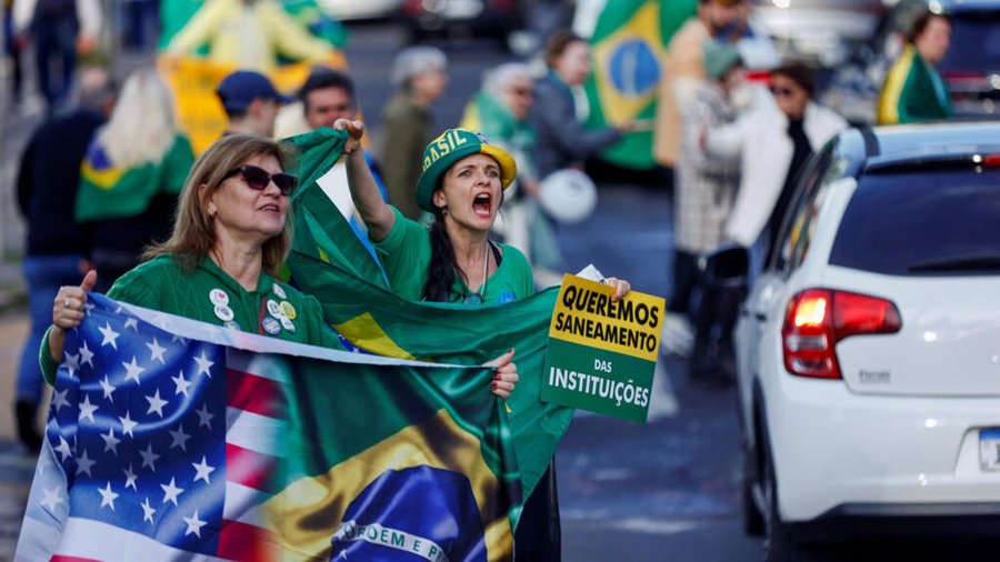 Bolsononistas, banderas estadounidenses y gracias al Día de la Independencia de Trump Mark Brasil

 – La nación