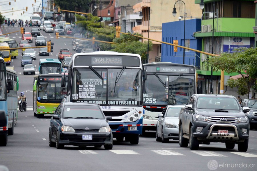 ARESEP aprobó las ventas en tarifas de buse

 – La nación