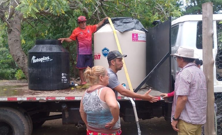 Las comunidades de Chomes condenan la falta de agua potable debido a la actividad de bancarrota

 – La nación