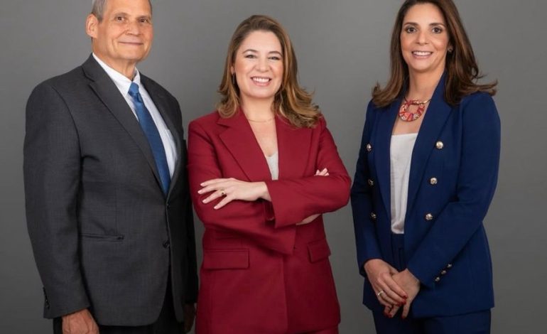 Los dobles toman como los candidatos vicepresidentes un líder en comunicaciones y un ex ministro PAC

 – La nación