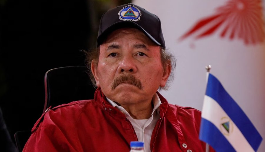 Ortega describe el despliegue militar estadounidense de “payaso” en el Caribe y confirma el apoyo a Venezuela

 – La nación