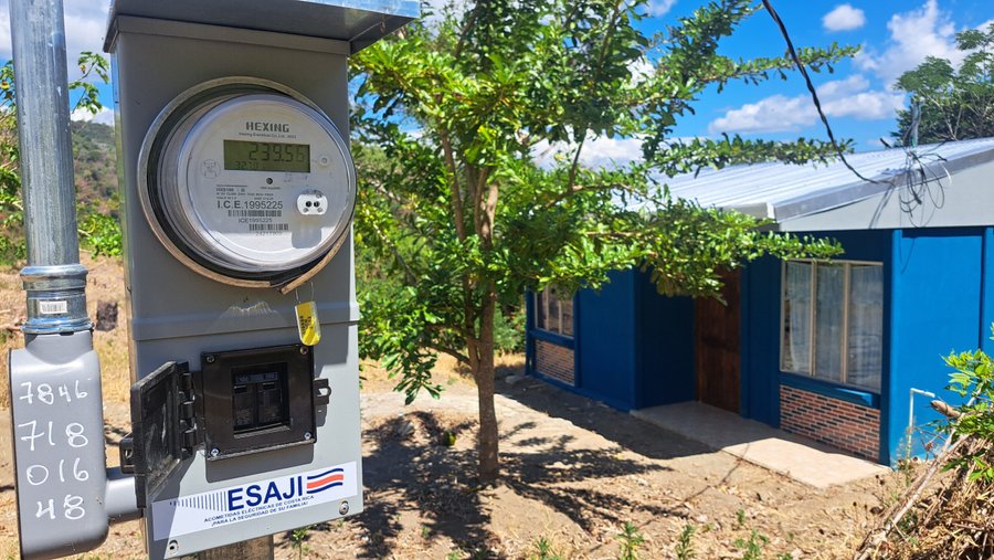 ICE niega el 40% en las tarifas eléctricas

 – La nación