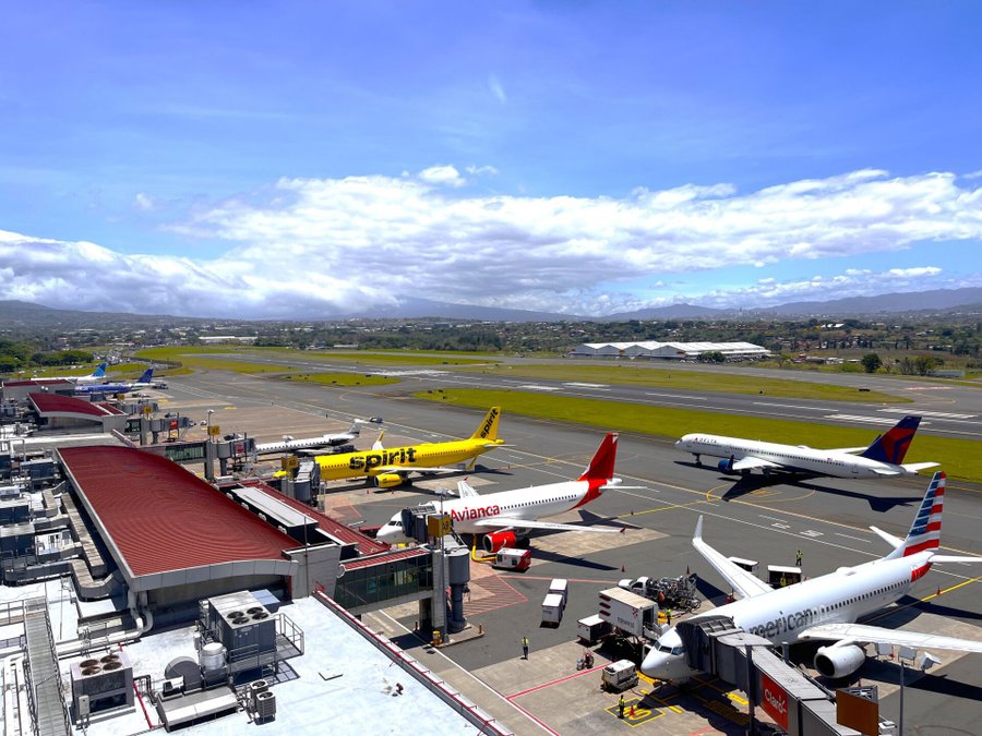 Caos en los aeropuertos de Costa Rica, esa es la razón

 – La nación