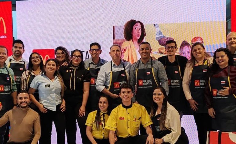 McDonald’s refuerza su compromiso con la transparencia con su programa de puertas abiertas

 – La nacion