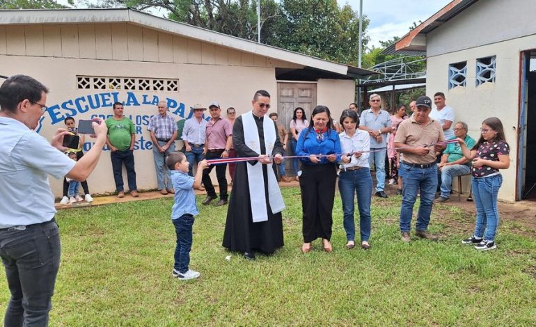 La comunidad de La Palma en Santa Rosa de Tilián tiene por primera vez bebiendo agua en su historia.

 – La nación