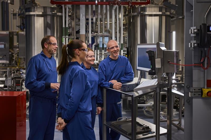 La educación técnica de Johnson & Johnson Drive en la región occidental

 – La nacion