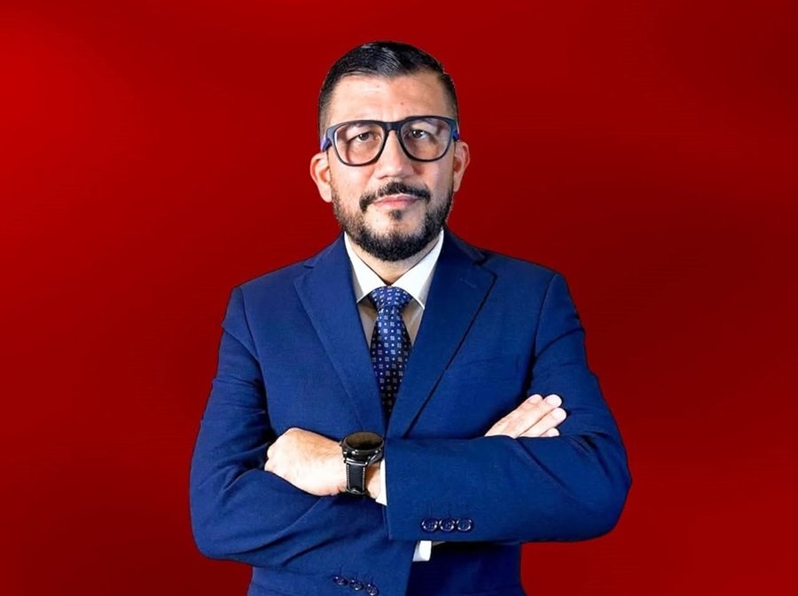 Los tontos útiles en política: una constante histórica

 – La nación