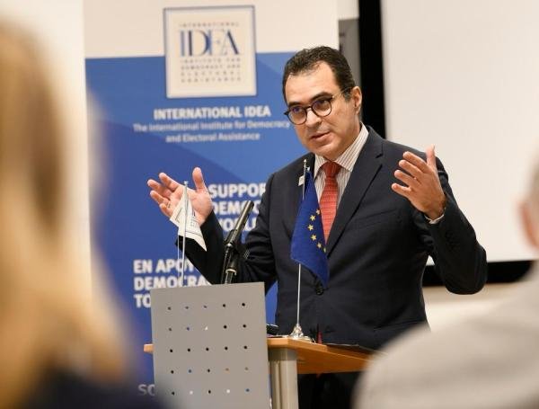 El mayor reto para América Latina es “la fragmentación brutal del sistema de partidos” – La nación