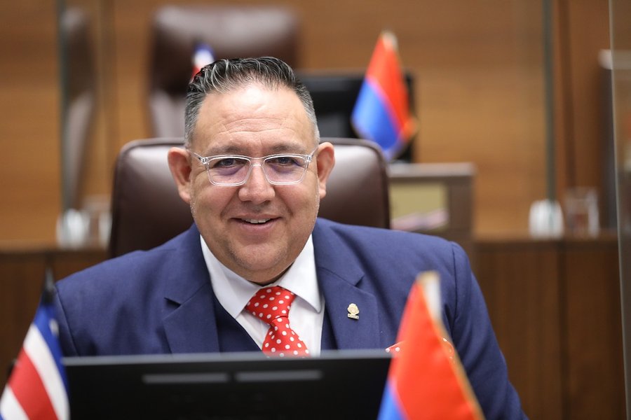 Bojorges se niega a declararse de forma independiente y solicitar volver a integrarse en la fracción de pusc

 – La nación