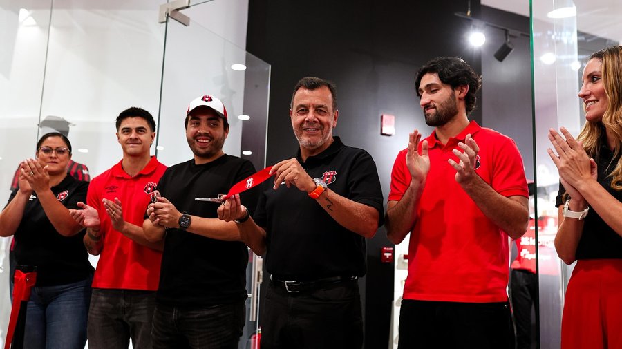 Alajuelense tiene tres veces más patrimonio que antes, asegura su nuevo gerente general – La nación