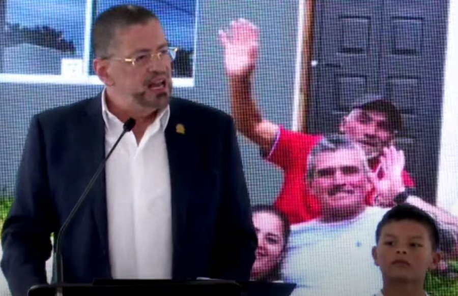 En la Asamblea Legislativa, Filibusteros y Vespatrias liderados por Rodrigo Arias

 – La nación
