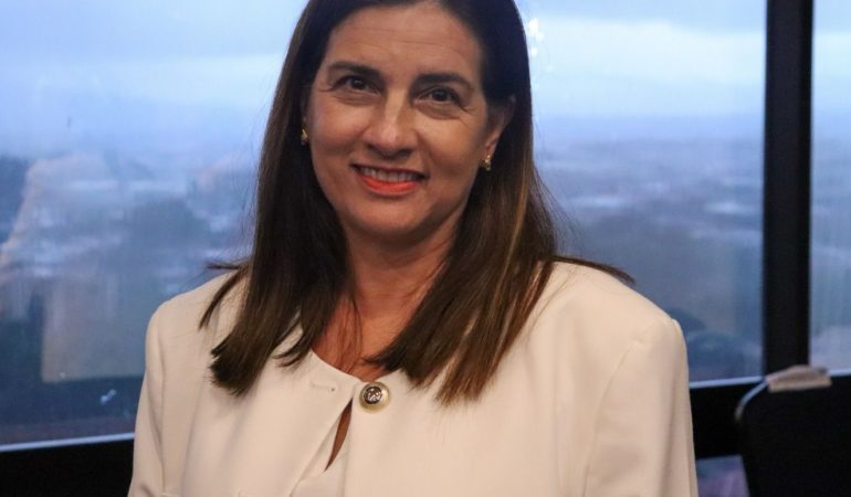 Candidaturas de Marta Esquivel y José Miguel Villabos con soberanía están “sin potencia” por las conclusiones de Tsecandidaturas Marta Esquivel y José Miguel Villabos con soberanía están “entretenidos” después del TSE después del TSE

 – La nación