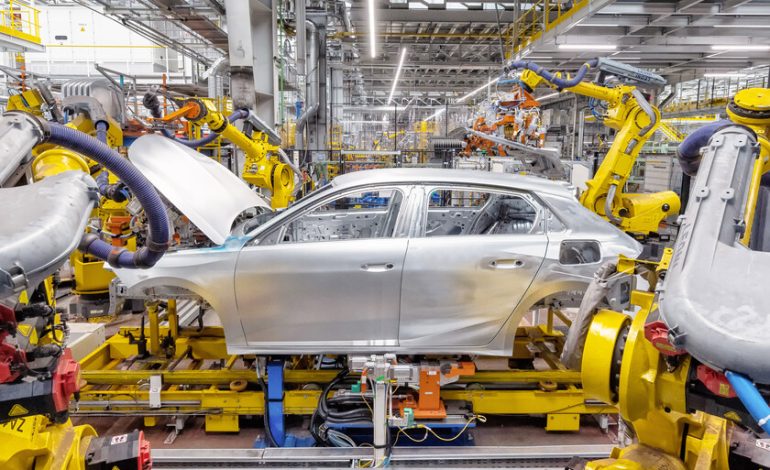 España quiere que compremos coches eléctricos fabricados aquí. Y acaba de liberar otros 400 millones de euros para ello
– La nación