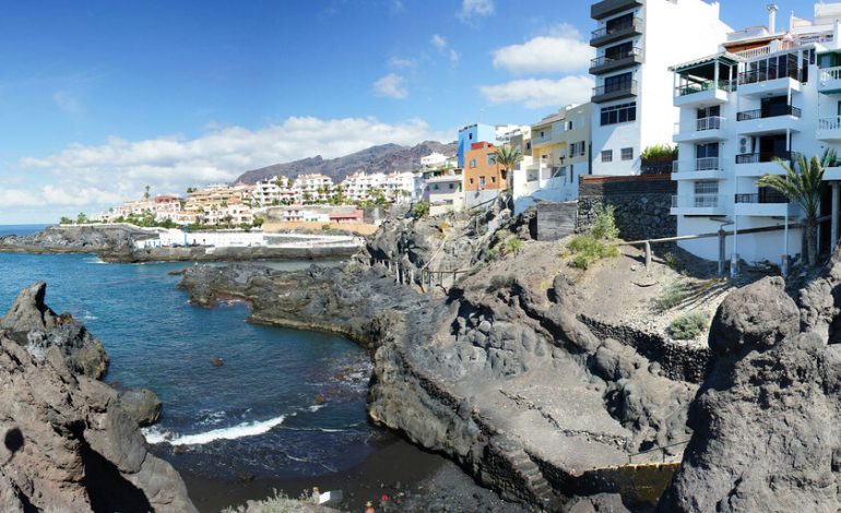 Sabemos que los precios inmobiliarios en las Islas Baleares y Canarias se están disparando porque ni los británicos ni los alemanes pueden permitírselo.
– La nación