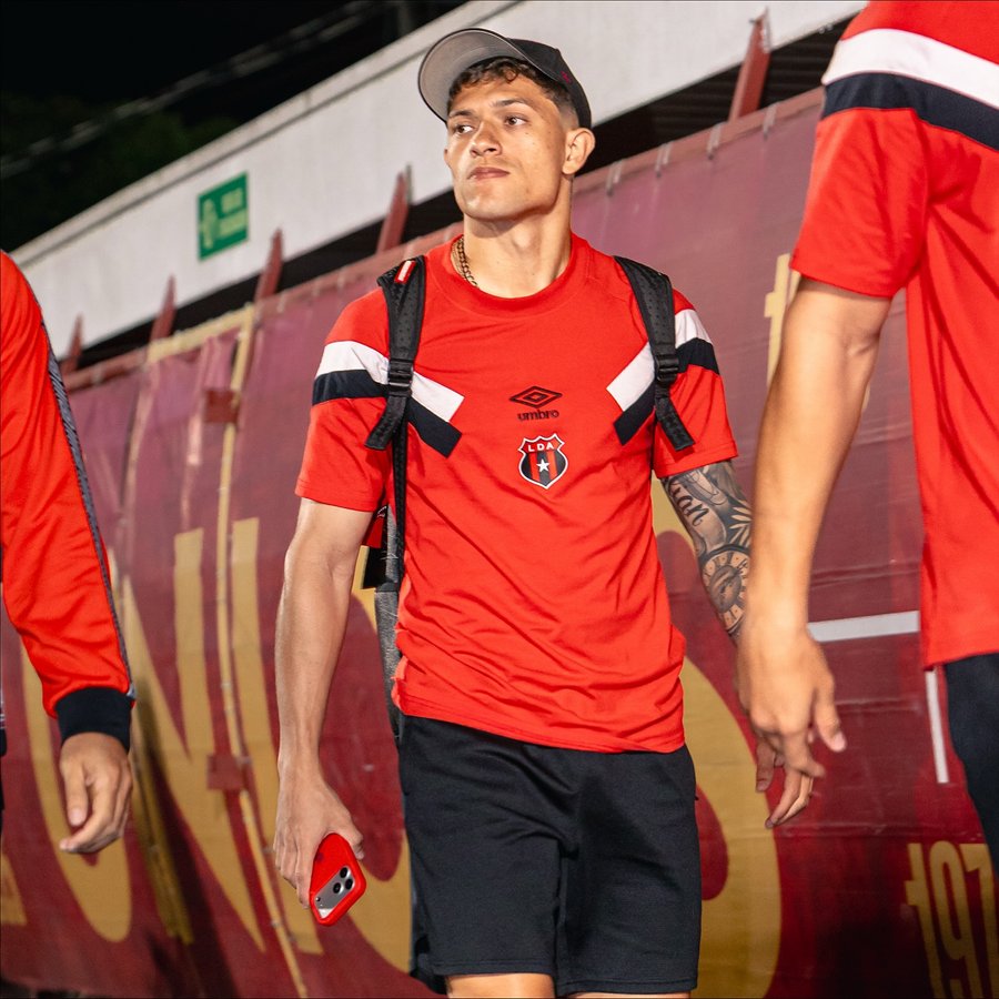 Óscar “Macho” Ramírez despeja las dudas con su XI para enfrentar a Herediano – La nación