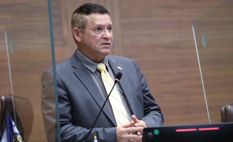 La UNA rechaza declaraciones de un diputado oficialista sobre el exilio de opositores
– La nación