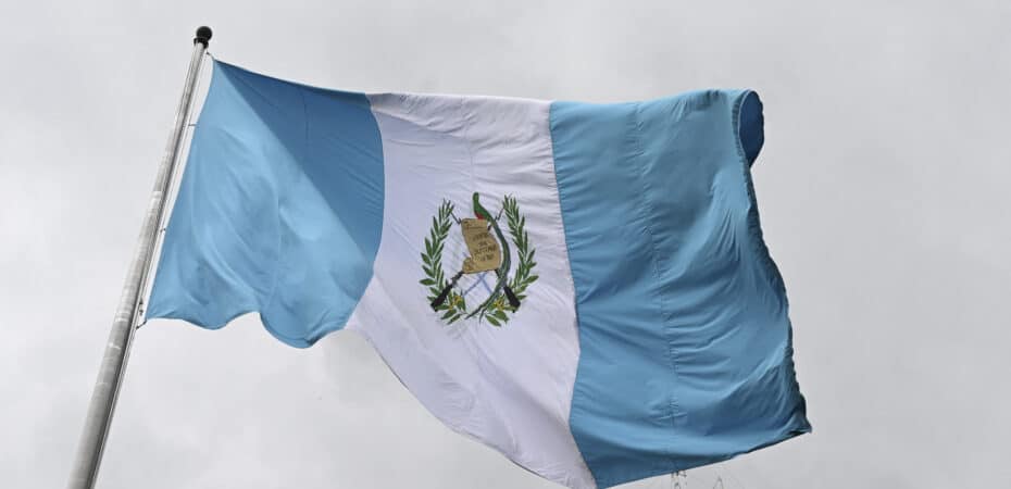Costa Rica declara su apoyo a la democracia en Guatemala y al presidente Bernardo Arévalo
 – La nación