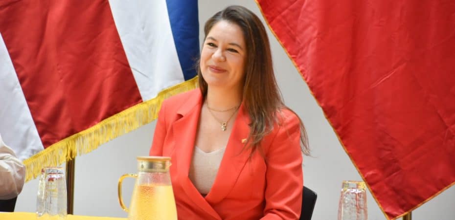 Candidato Fernando Zamora acusa a Claudia Dobles de editar sus propuestas de seguridad

 – La nación