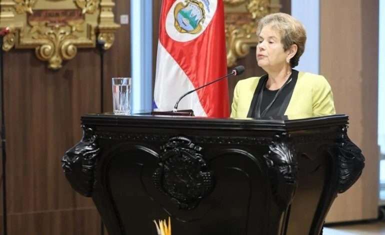 Hospital Geriátrico necesita urgentemente expropiar terrenos para su nueva sede por saturación y riesgo estructural
– La nación