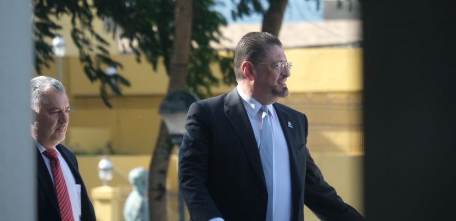 Vídeos | Estos son 6 datos sobre Chaves que el TSE pide para levantar su privacidad –  C Videos

 – La nación