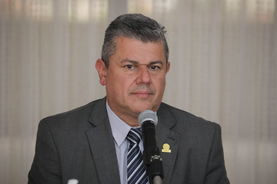 Alexander Solís llama a la población a extremar precauciones ante fuertes lluvias e inundaciones en el país

 – La nación