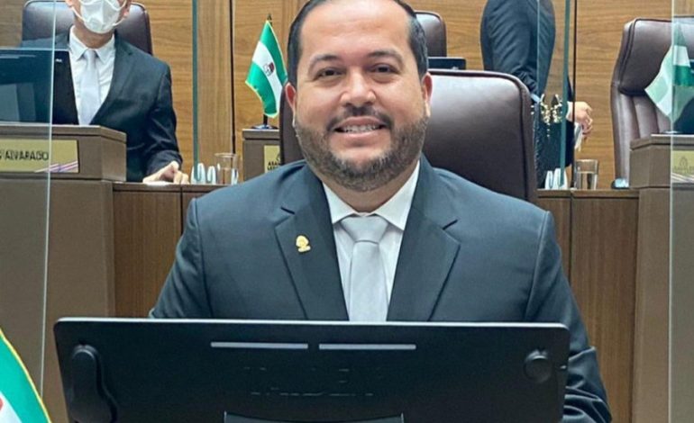 Danny Vargas ofrece reforma constitucional para darle rango a la Defensoría del Pueblo
– La nación