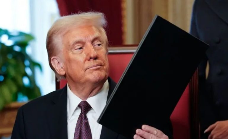 Trump anuncia tipos del 100% sobre China pero confirma la reunión con XI en Corea del Sur

 – La nación